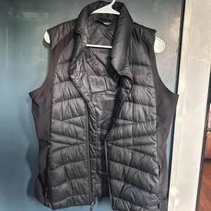 The North Face Women’s Black Quilted Vest